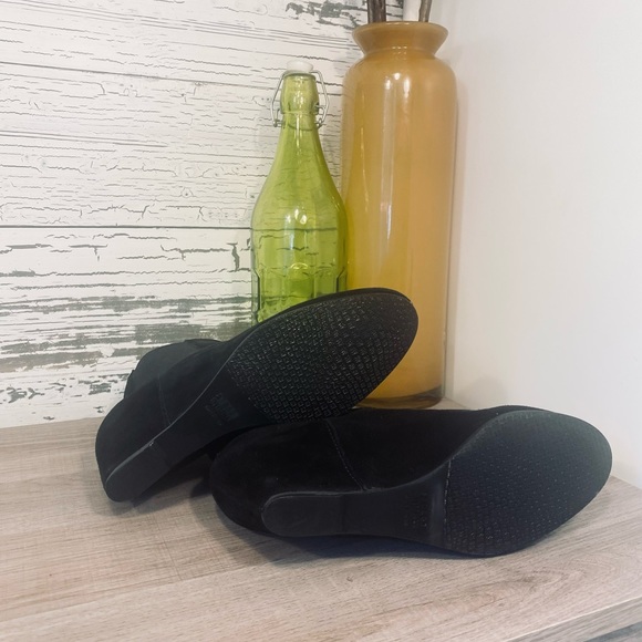 Stuart Weitzman Black Suede Nusocks Ankle Boots - Picture 14 of 15